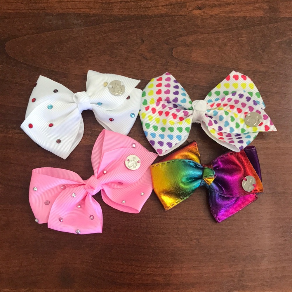 JoJo Bows